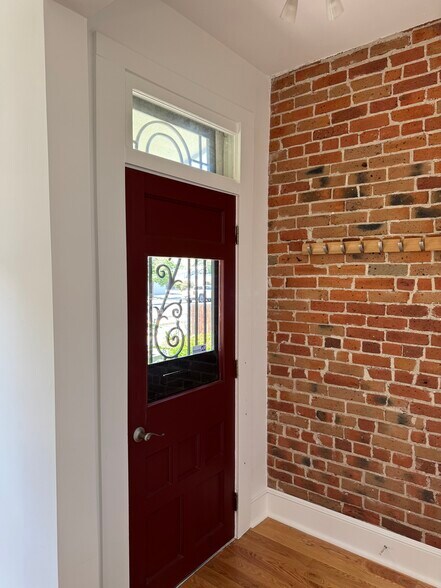 More Photos Of 2926 Welton St, Denver Specialty For Sale