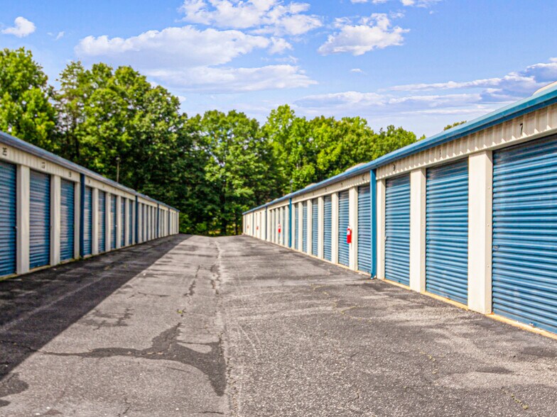 More Photos Of 124 Patrick Rd, Gastonia Self Storage For Sale