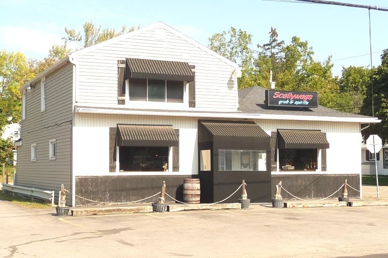 Primary Photo Of 6558 Lake Shore Rd, Derby Restaurant For Sale