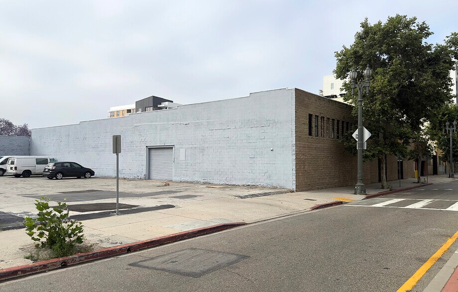 More Photos Of 1318 S Olive St, Los Angeles Warehouse For Lease