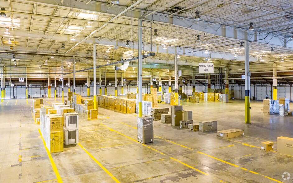 More Photos Of 266 Route 125, Kingston Warehouse For Lease