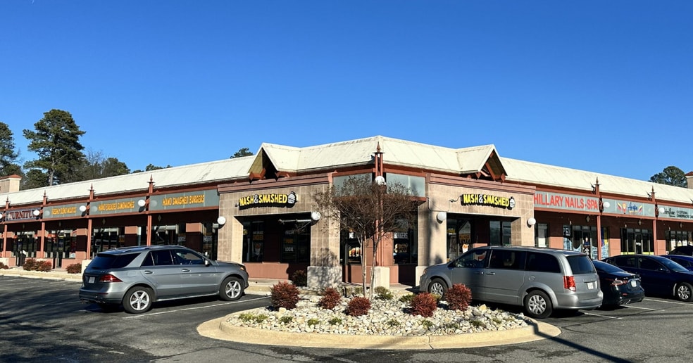 More Photos Of 10150-10192 W Broad St, Glen Allen Unknown For Lease
