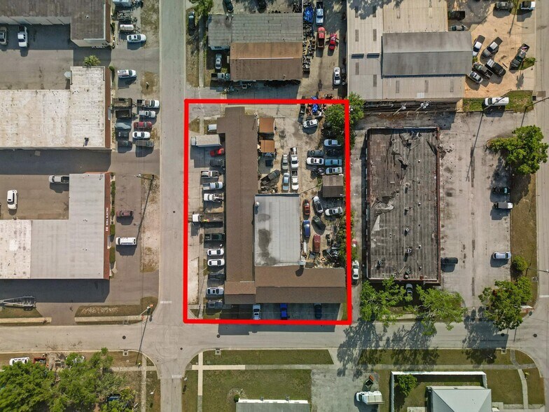 More Photos Of 4950 72nd Ave N, Pinellas Park Auto Repair For Sale