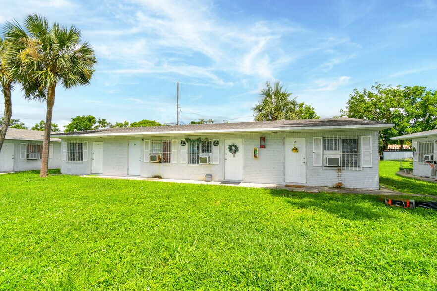 More Photos Of 2901 NW 18th St, Fort Lauderdale Apartments For Sale