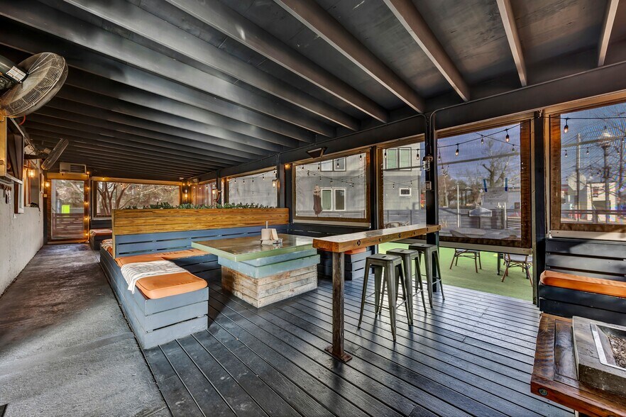 More Photos Of 1007 N 4th St, Wilmington Storefront For Lease