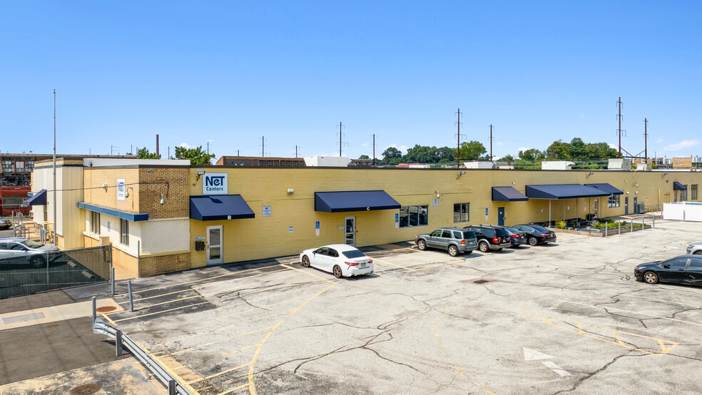 More Photos Of 7520 State Rd, Philadelphia Warehouse For Lease