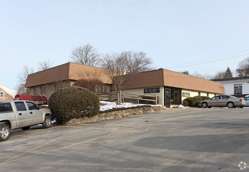 Primary Photo Of 895 E Main St, Torrington Medical For Sale