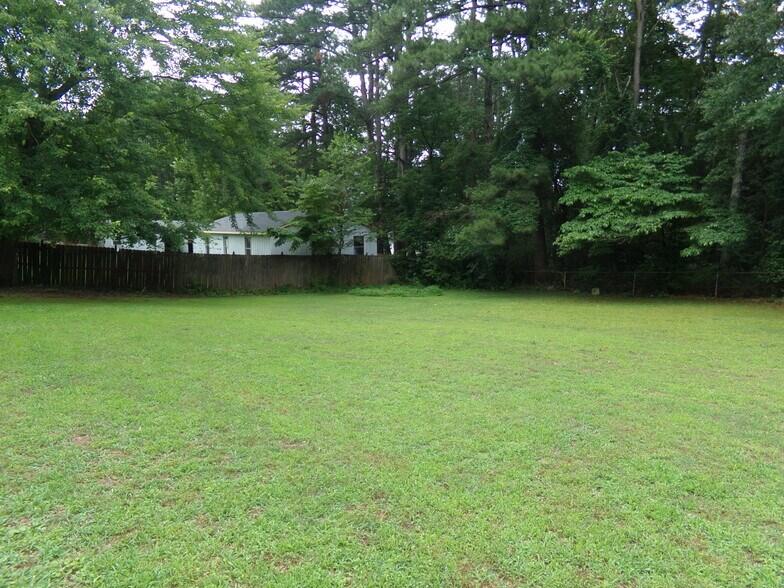 More Photos Of 2041 Austell Rd SE, Marietta Apartments For Sale
