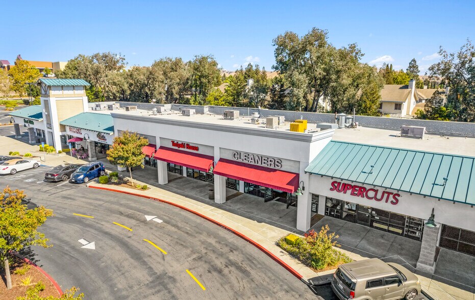 More Photos Of 3330-3336 N Texas St, Fairfield Unknown For Lease