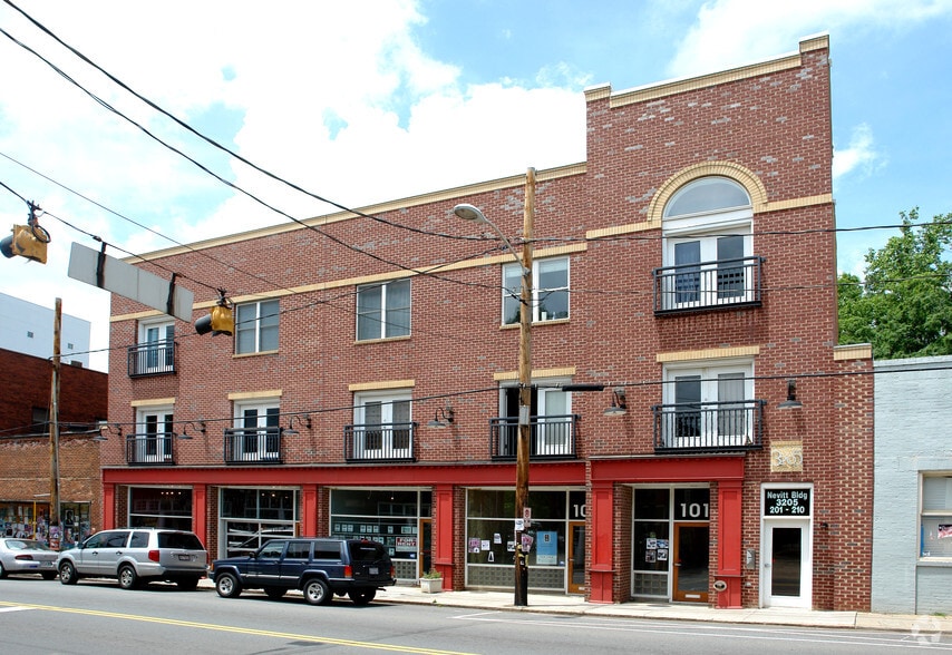 More Photos Of 3205 N Davidson St, Charlotte Storefront Retail Residential For Lease