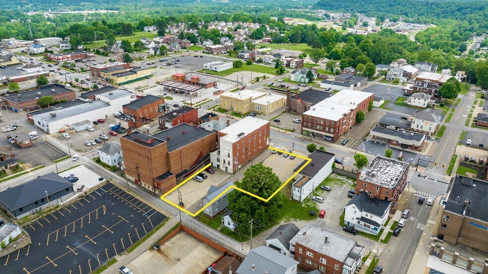 More Photos Of 927 Wheeling Ave, Cambridge Medical For Lease