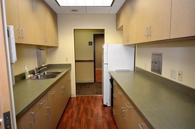 More Photos Of 7240 S US 231, Huntingburg Medical For Lease