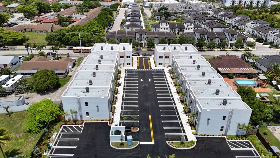 More Photos Of 25265 SW 134th Ave, Homestead Apartments For Sale