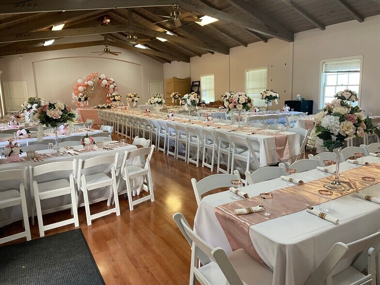 More Photos Of 787 Walnut St, San Carlos Religious Facility For Lease