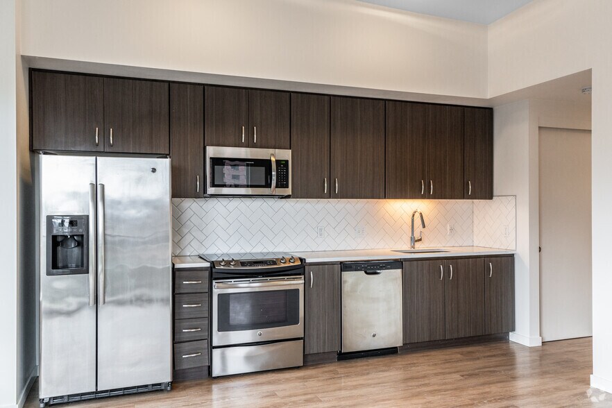 More Photos Of 1115 SW Market St, Portland Apartments For Sale