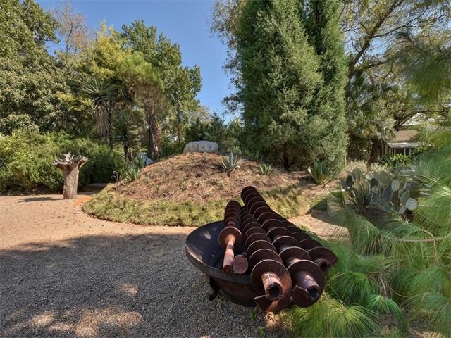 More Photos Of 638 Tillery St, Austin Office For Sale