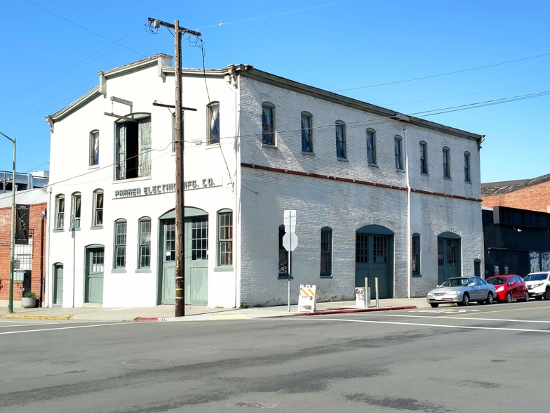 Primary Photo Of 221 Washington St, Oakland Light Manufacturing For Sale