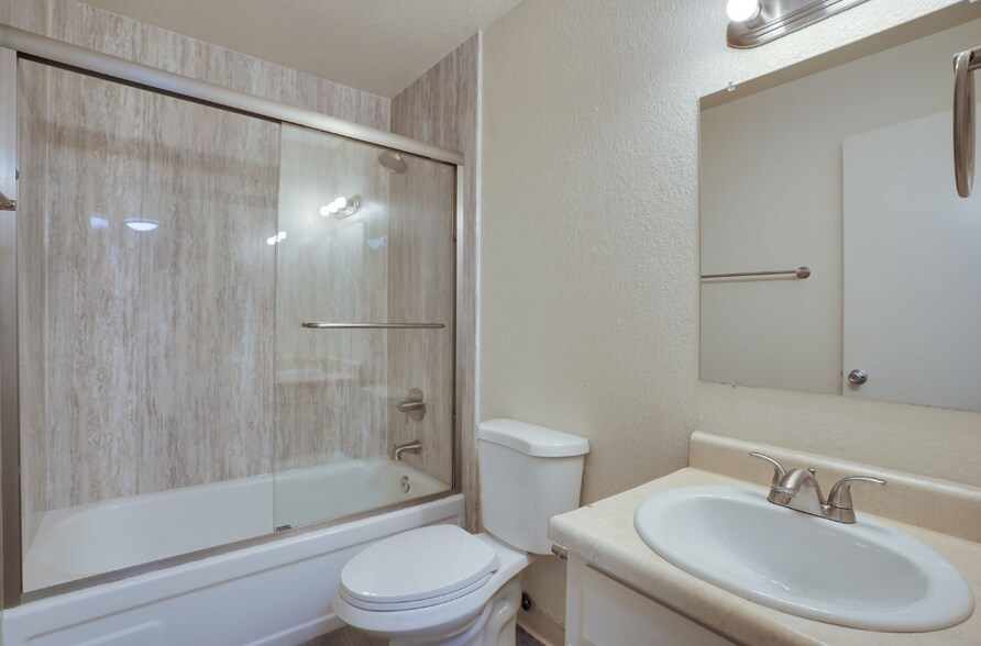 More Photos Of 6131 Gettysburg Pl, Stockton Apartments For Sale