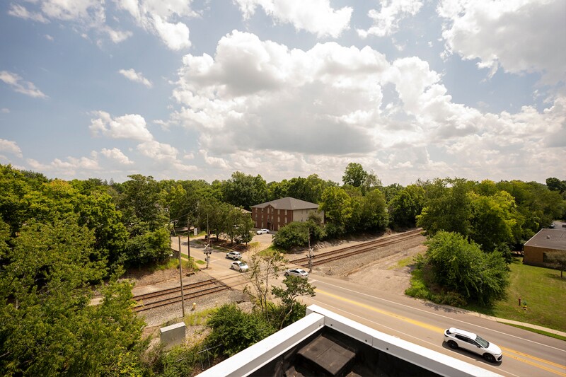 More Photos Of 333 Waller Ave, Lexington Medical For Sale