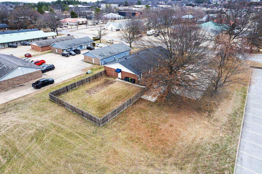 More Photos Of 71 Colt Square Dr, Fayetteville Loft Creative Space For Sale