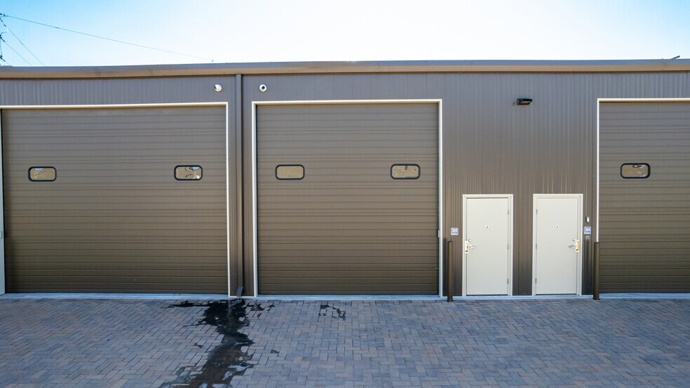 More Photos Of 560-580 Ames St, Lakewood Self Storage For Sale