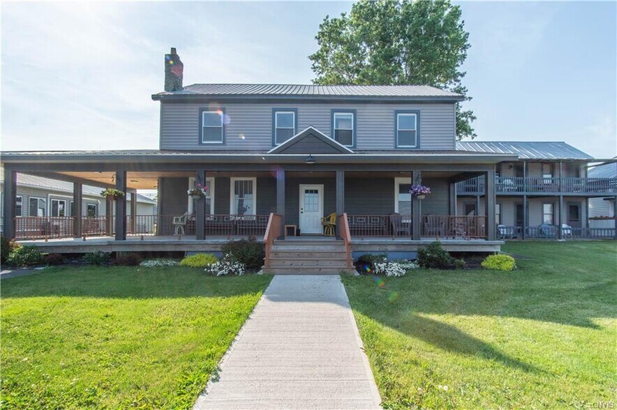 More Photos Of 18835 S Shore Rd, Three Mile Bay Restaurant For Sale