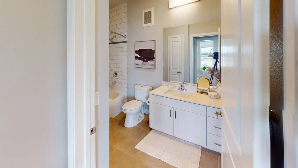 More Photos Of 655 S Sierra Madre St, Colorado Springs Apartments For Lease