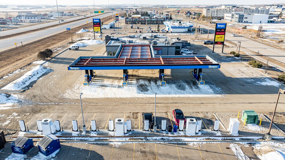 More Photos Of 135 Leva Ave, Red Deer County Restaurant For Sale