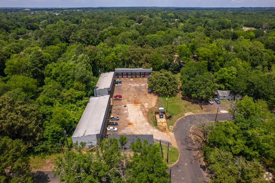 More Photos Of 429 Johnson St, Longview Apartments For Sale