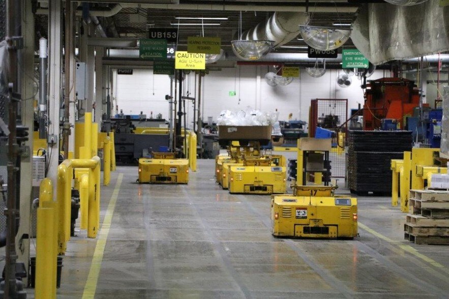 More Photos Of 2300 Brown Ave, Waseca Manufacturing For Sale