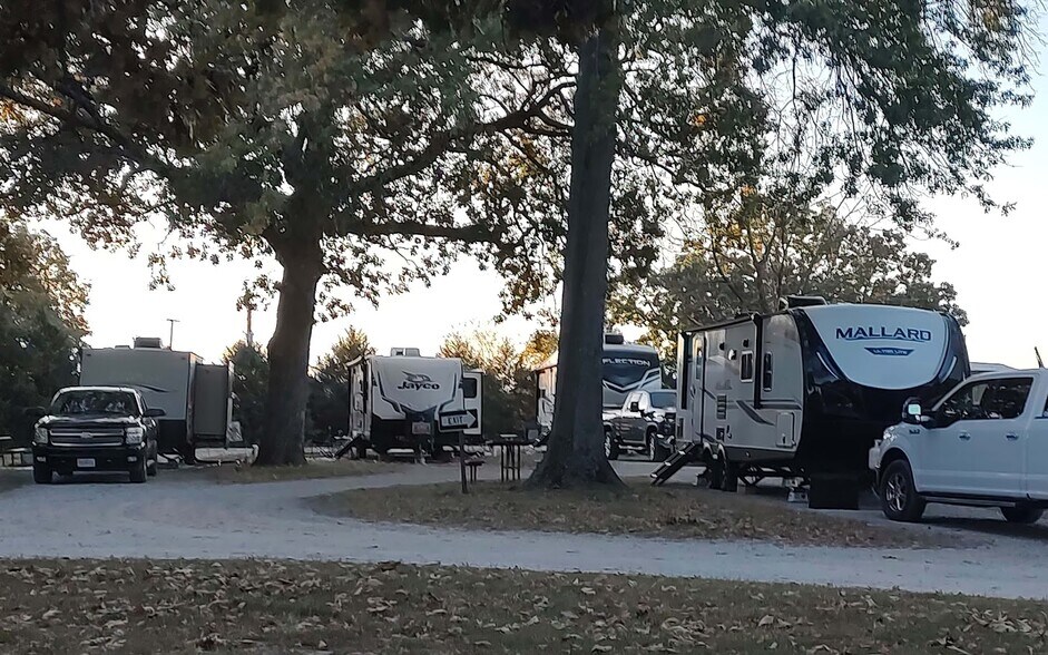 More Photos Of 755 SW Highway 54, Osceola Trailer Camper Park For Sale