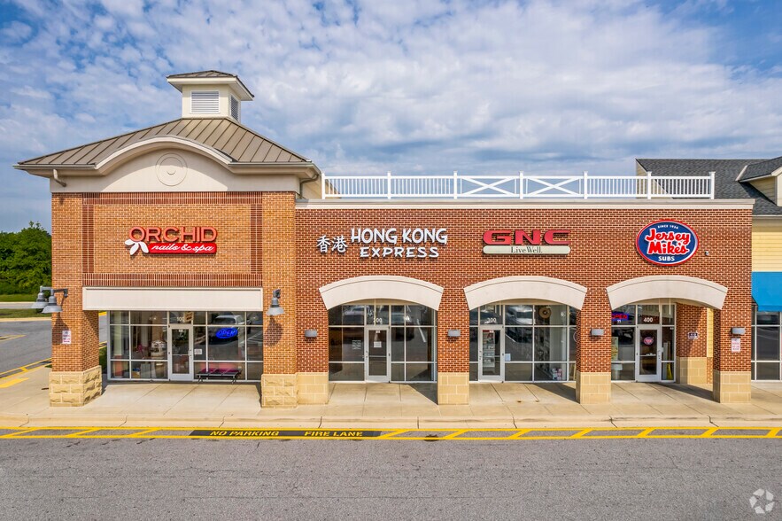 More Photos Of 3-15 Lee Airpark Dr, Edgewater Unknown For Sale