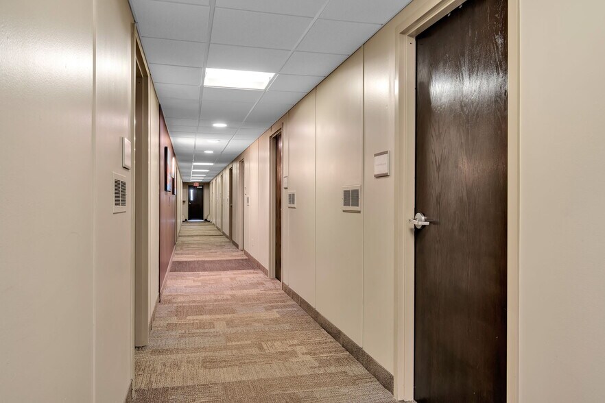 More Photos Of 4511 Harlem Rd, Amherst Office For Lease
