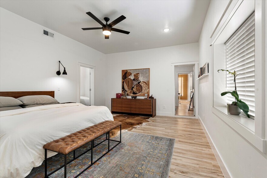 More Photos Of 1905 2nd St, Baker City Storefront Retail Residential For Sale