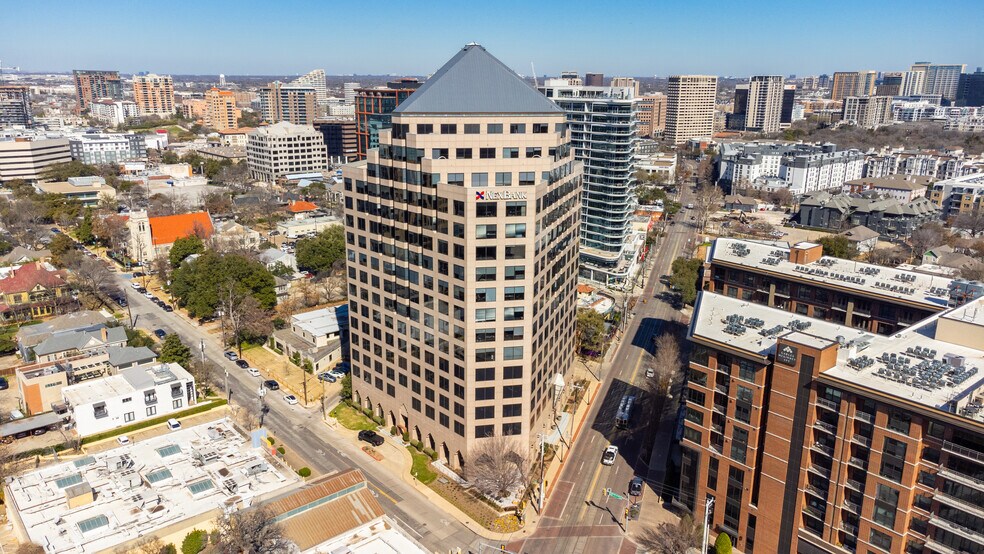 More Photos Of 2515 McKinney Ave, Dallas Office For Lease