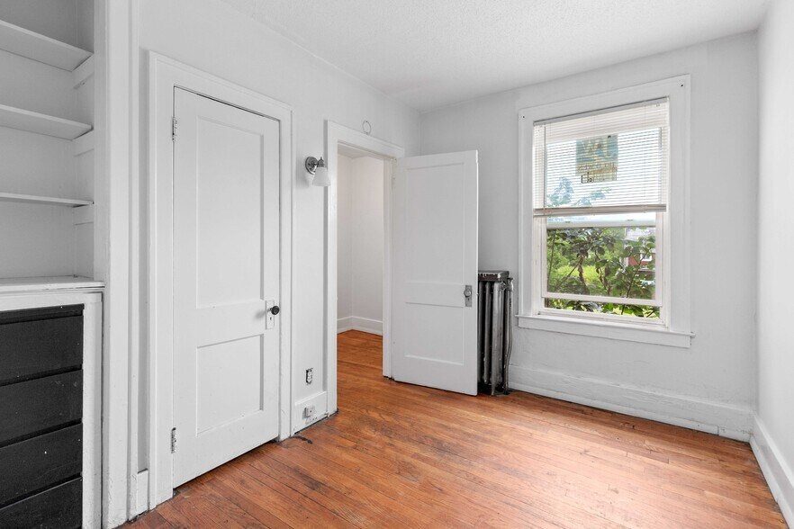 More Photos Of 16940 Log Cabin St, Detroit Apartments For Sale