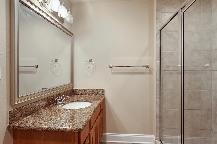 More Photos Of 2909-11 Constance St, New Orleans Multifamily For Sale