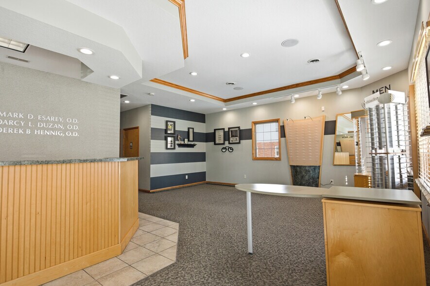 More Photos Of 1700 18th St, Charleston Office For Sale