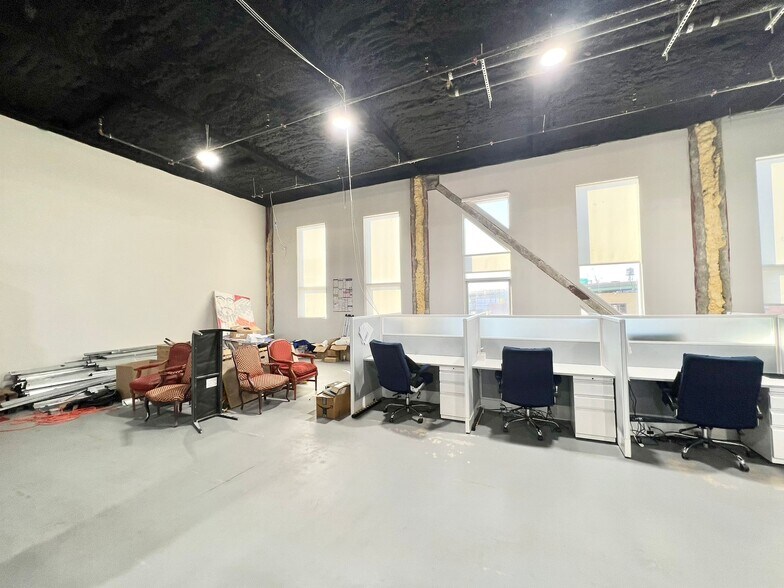More Photos Of 84 14th St, Brooklyn Office For Lease