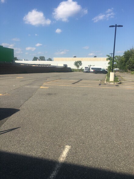 More Photos Of 110 State Route 10, East Hanover Freestanding For Lease