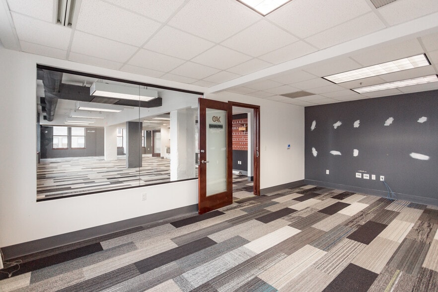 More Photos Of 1300 Broadway St, Detroit Office For Lease