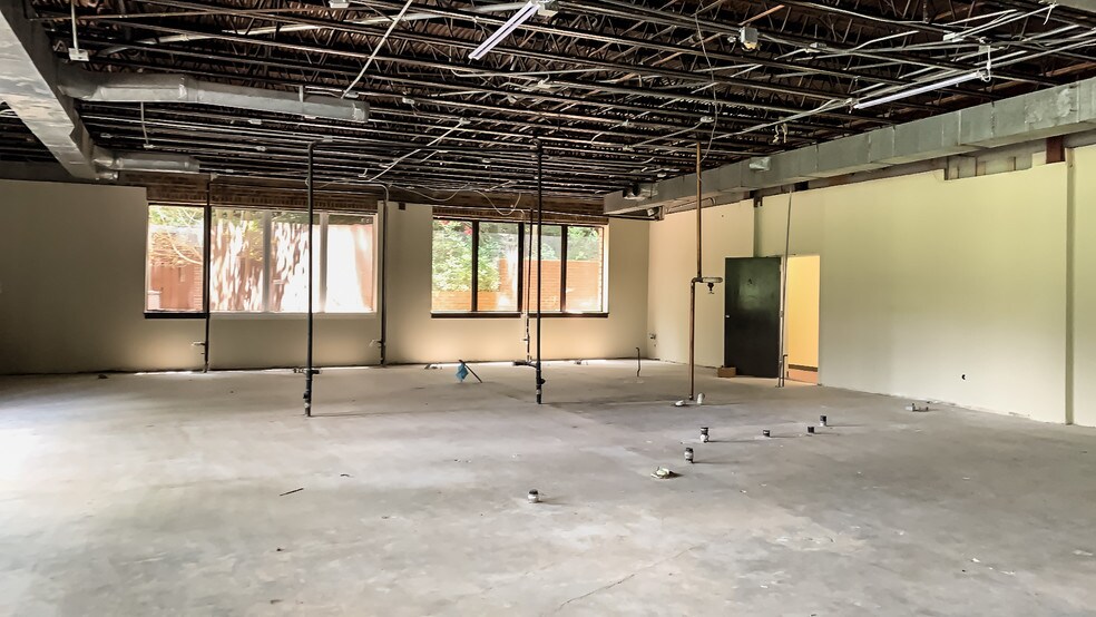 More Photos Of 2310 Myron Dr, Raleigh Medical For Lease