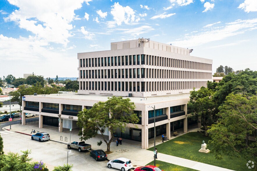 More Photos Of 6310 San Vicente Blvd, Los Angeles Unknown For Lease