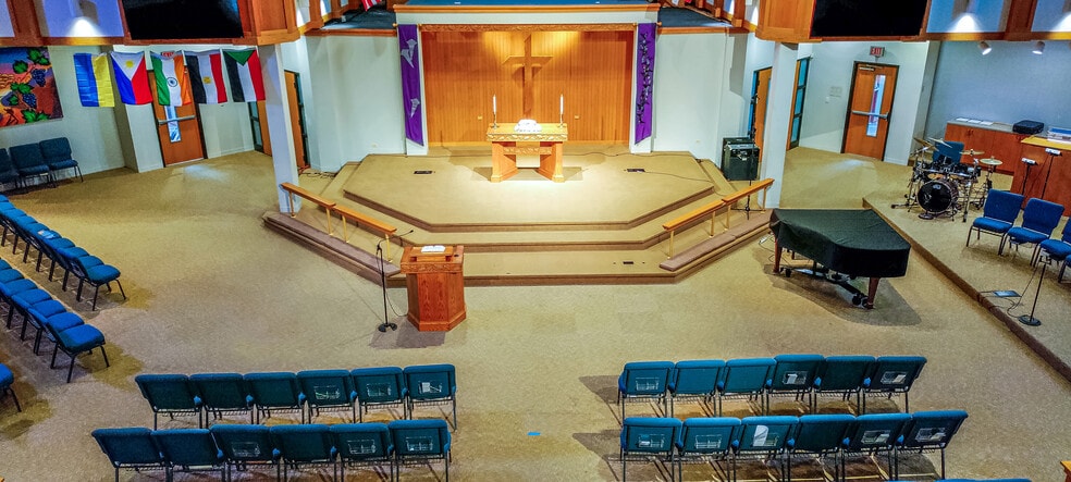 More Photos Of 1852 95th St, Naperville Religious Facility For Sale