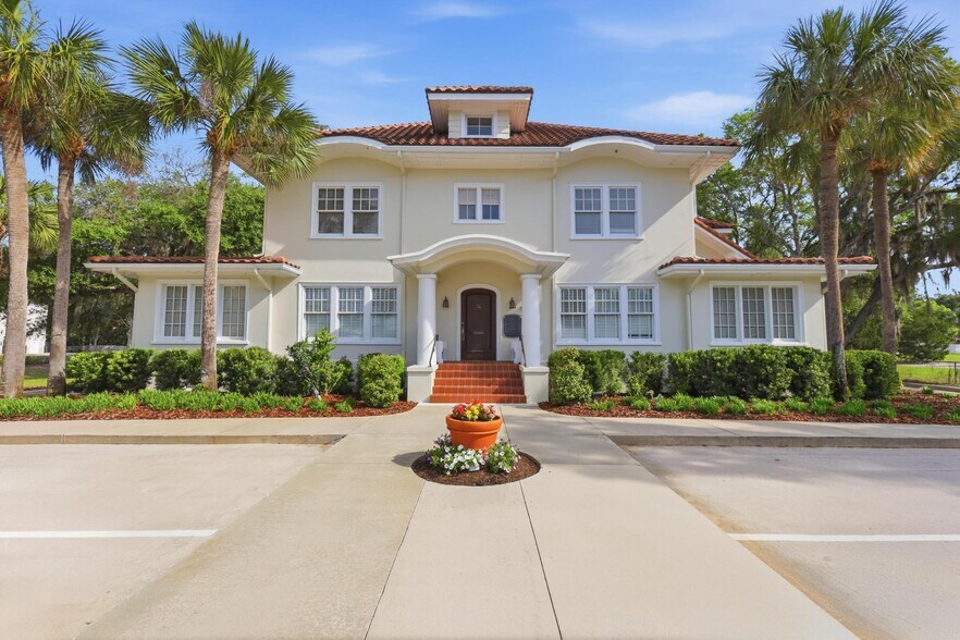 More Photos Of 431 E New York Ave, Deland Office For Sale