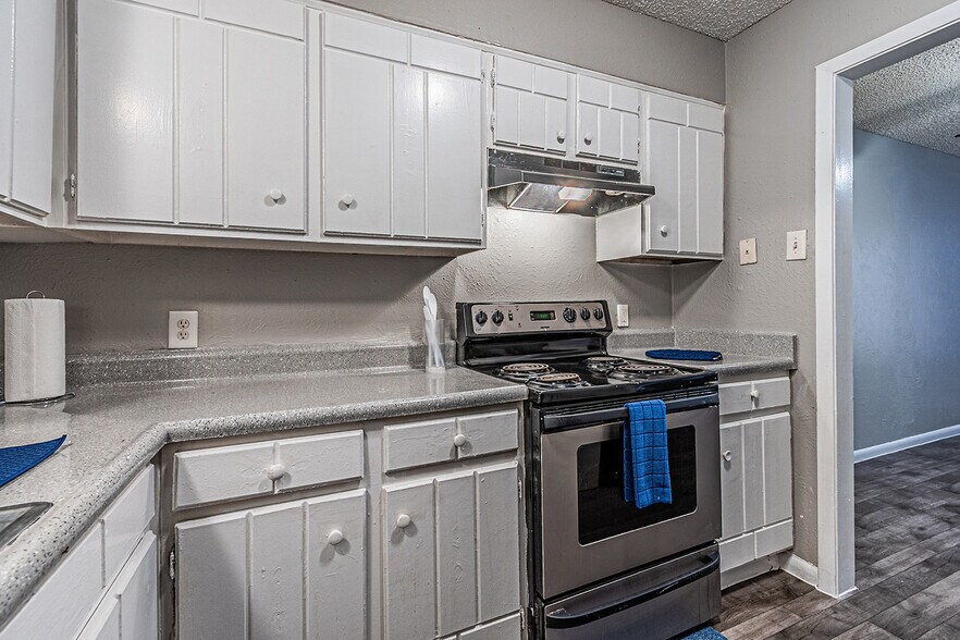 More Photos Of 6625 S Hulen St, Fort Worth Apartments For Sale