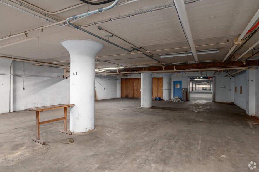 Photo of Bsmt Floor Ste Heated