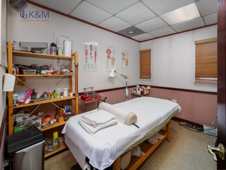 More Photos Of 9522 State Route 29, Fairfax Loft Creative Space For Sale