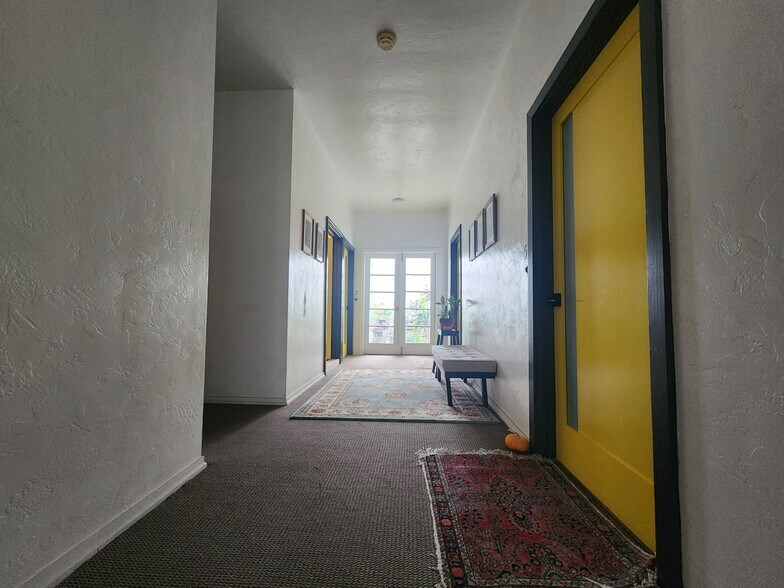 More Photos Of 1242 4th St, San Rafael Apartments For Sale