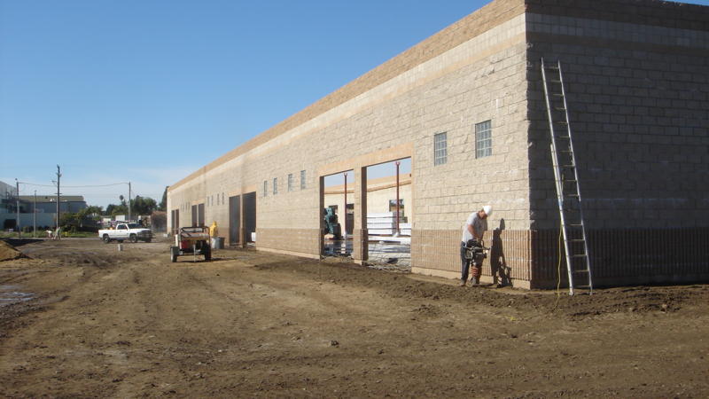 More Photos Of 110 Calavo St, Santa Paula Warehouse For Lease